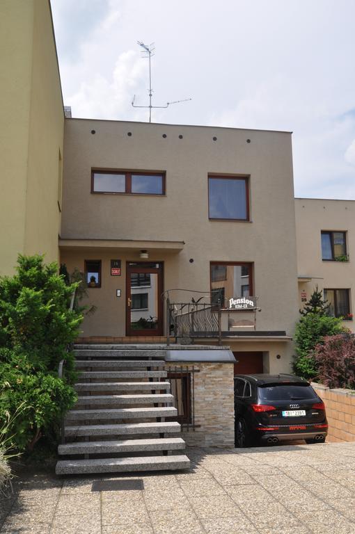 Penzion Kimex Znojmo Extérieur photo